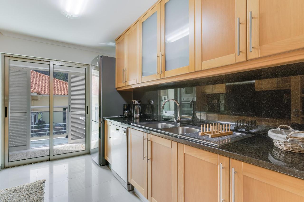Sunny Beach Machico Apartment By Hr Madeira Exteriör bild