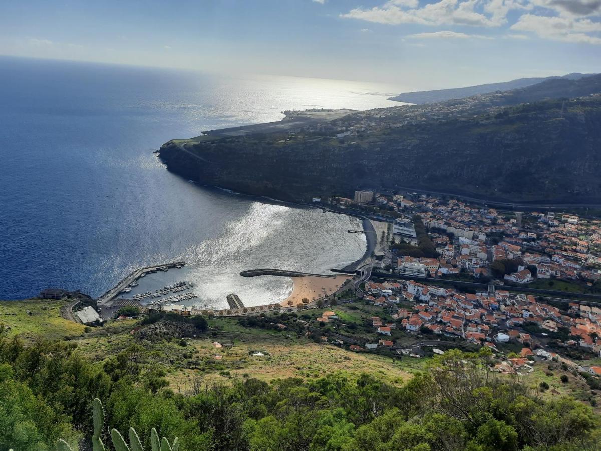 Sunny Beach Machico Apartment By Hr Madeira Exteriör bild